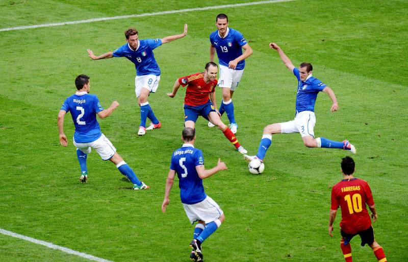 Nhiệm vụ và đặc điểm của số 10 cổ điển